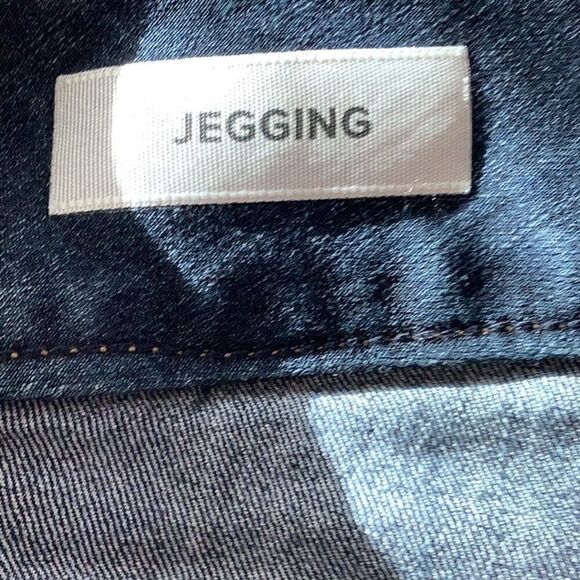 Torrid Denim Jegging in Blue - Picture 7 of 7